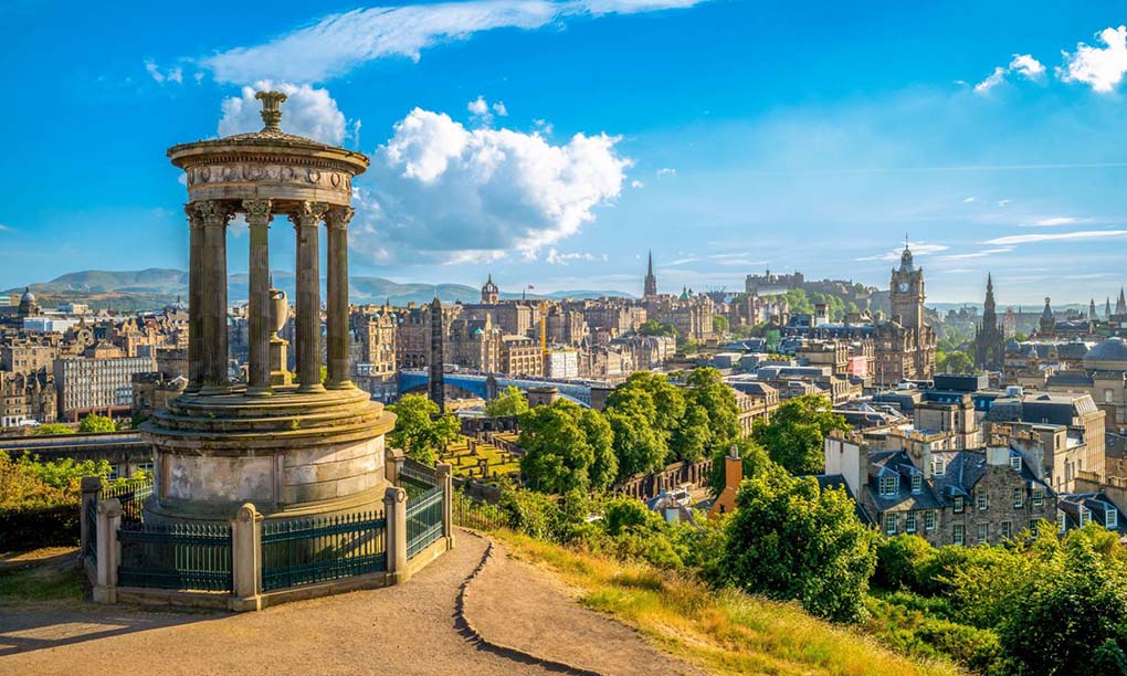 Wandering Through Edinburgh: Essential Encounters with Historical Marvels